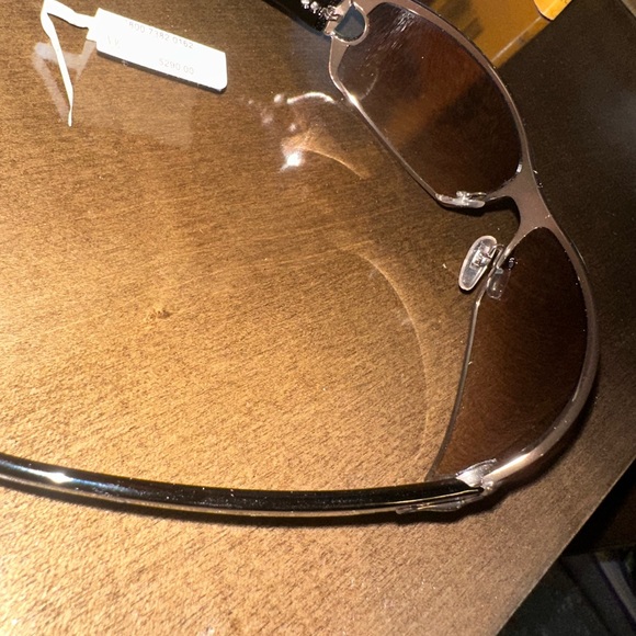 “DONATED” Gucci, Sunglasses Men’s “The Matrix” Style, Amber and Copper, LKNW - Picture 2 of 10